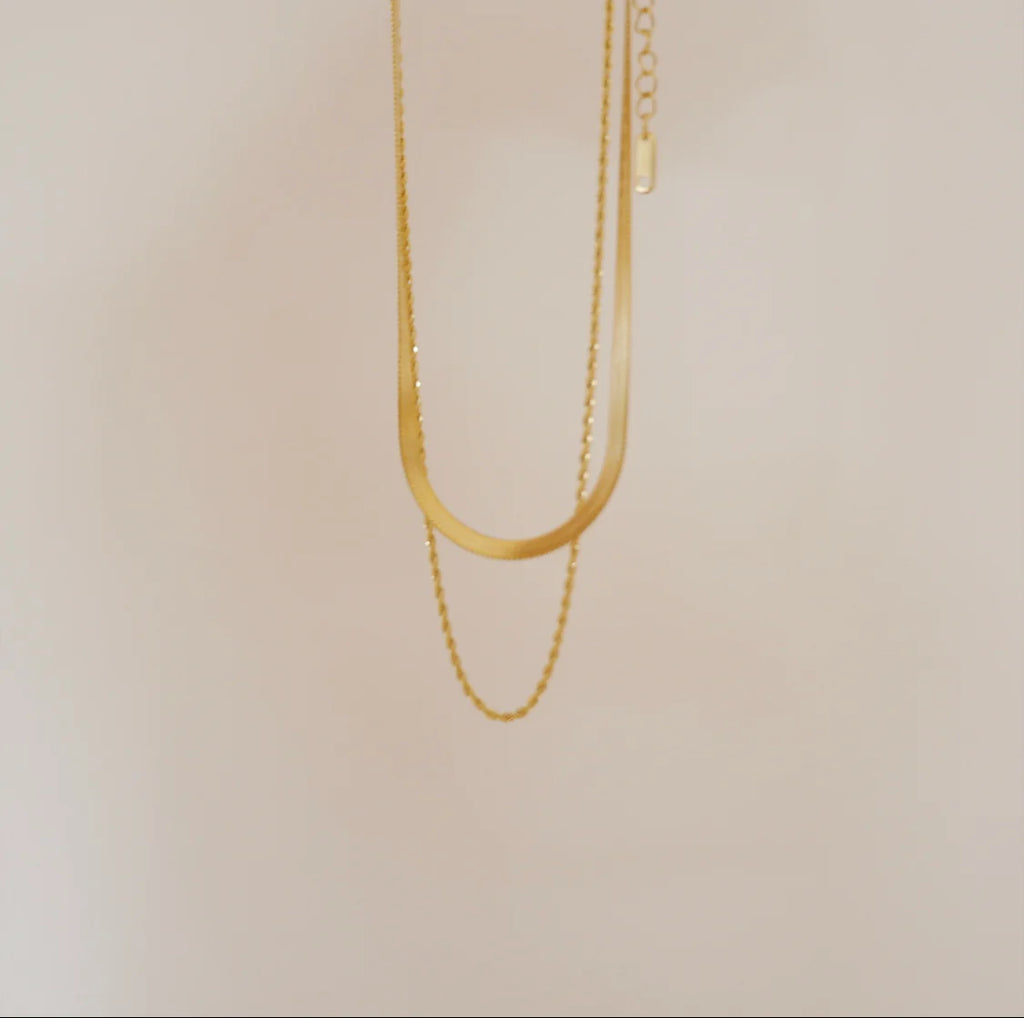 Alta Gold Necklace
